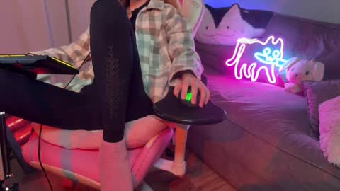 Snapshot of elisa_north chatting on 30, 9, 2025 Elisa North online show from 30, 9, 2025