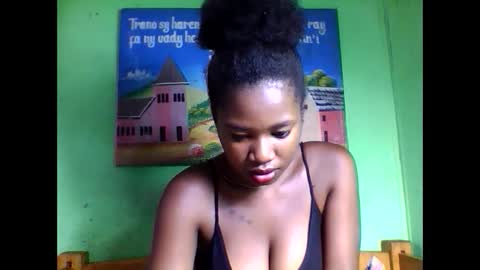 Snapshot of elisabeth2525 chatting on 7, 2, 2025 elisabeth2525 online show from 7, 2, 2025