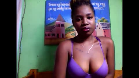 Snapshot of elisabeth2525 chatting on 10, 2, 2025 elisabeth2525 online show from 10, 2, 2025