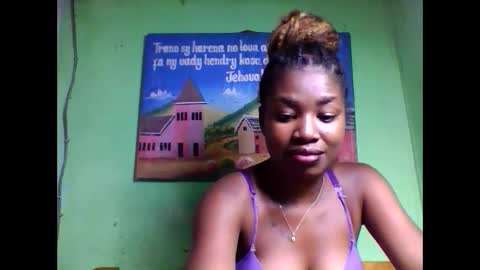 Snapshot of elisabeth2525 chatting on 10, 2, 2025 elisabeth2525 online show from 10, 2, 2025