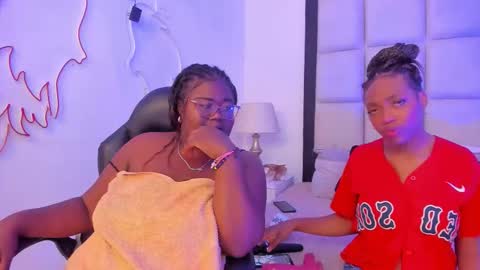 elisabettamonroy online show from 18, 12, 2025