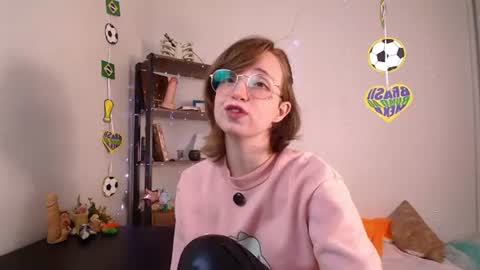Snapshot of elise_nyx chatting on 11, 6, 2026 elise_nyx online show from 11, 6, 2026