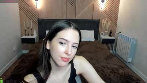 Snapshot of elise_robbie chatting on 13, 3, 2026 Elise online show from 13, 3, 2026