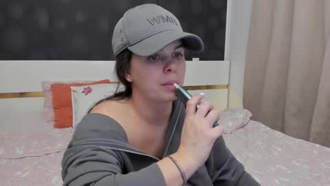 Elly online show from 5, 2, 2026