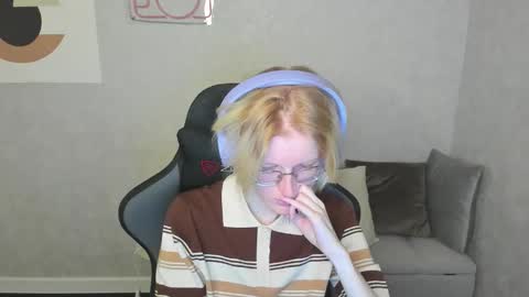 Snapshot of elizabeth_harpper chatting on 20, 9, 2025 Elizabeth online show from 20, 9, 2025