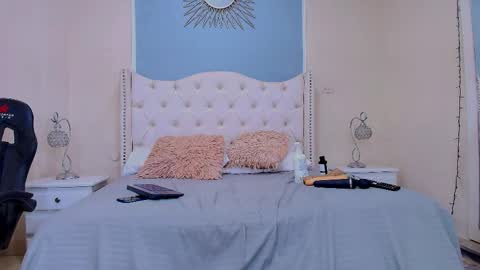 Elizabeth  online show from 27, 3, 2026