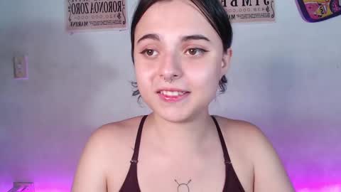 Elizabeth Taylor online show from 3, 1, 2025