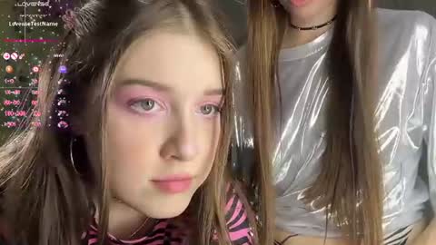 Snapshot of elizabethh_brown chatting on 18, 6, 2026 elizabethh_brown online show from 18, 6, 2026