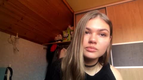 Snapshot of elizavernon chatting on 9, 3, 2026 elizavernon online show from 9, 3, 2026