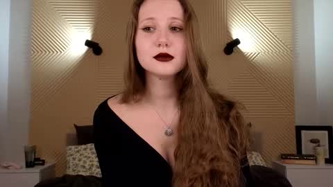 Snapshot of elizavetta_miller chatting on 15, 9, 2025 Lisa  online show from 15, 9, 2025