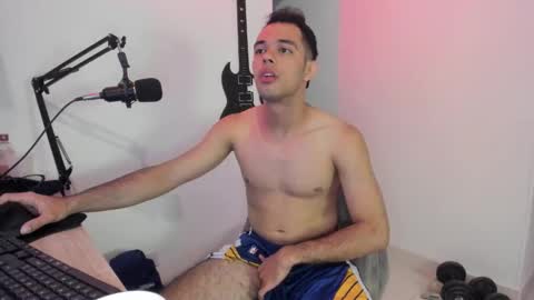 Snapshot of elkin_clark chatting on 20, 2, 2026 Elkin Clark online show from 20, 2, 2026