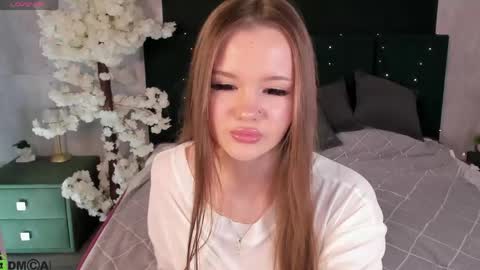 Ella online show from 27, 5, 2026