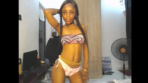 Snapshot of ellababy8 chatting on 19, 3, 2026 ella online show from 19, 3, 2026