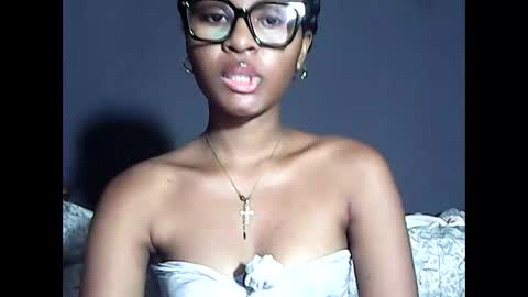 ellah245 online show from 24, 5, 2026