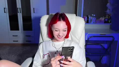 Snapshot of ellales chatting on 1, 10, 2025 ellales online show from 1, 10, 2025