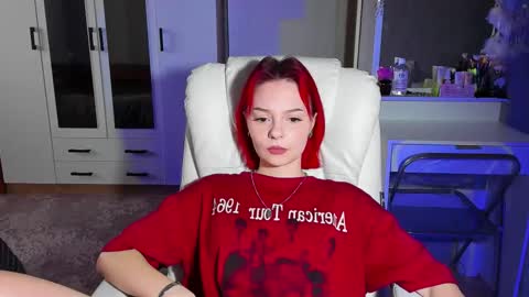 Snapshot of ellales chatting on 15, 10, 2025 ellales online show from 15, 10, 2025