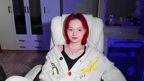 Snapshot of ellales chatting on 19, 10, 2025 ellales online show from 19, 10, 2025