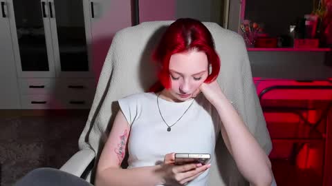 Snapshot of ellales chatting on 10, 5, 2026 ellales online show from 10, 5, 2026