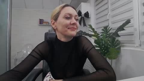            online show from 19, 10, 2025