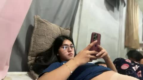 Snapshot of ellamiller69 chatting on 25, 6, 2026 ELLA online show from 25, 6, 2026