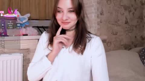 Snapshot of elle_wooods chatting on 4, 10, 2025 My name is Ellie online show from 4, 10, 2025