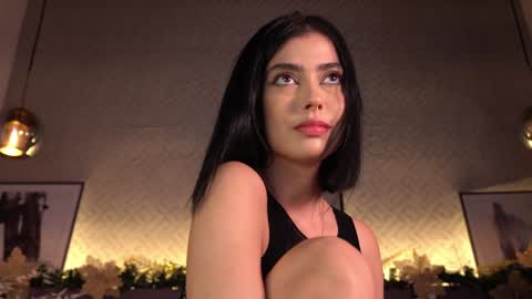 Snapshot of ellediane chatting on 28, 12, 2024 Elle Diane online show from 28, 12, 2024