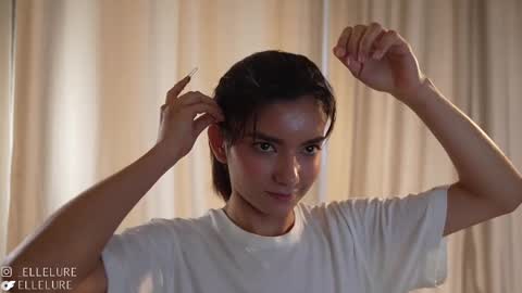 Linda Restrepo online show from 9, 2, 2025