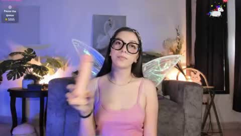 elliedream_ online show from 19, 6, 2026