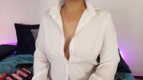 elliee1 online show from 18, 5, 2026