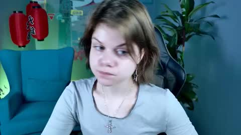 elliemurler online show from 25, 11, 2025