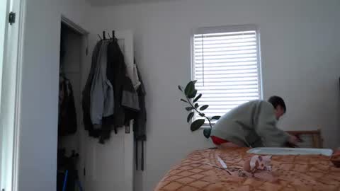 Ellie Rowyn online show from 13, 1, 2026