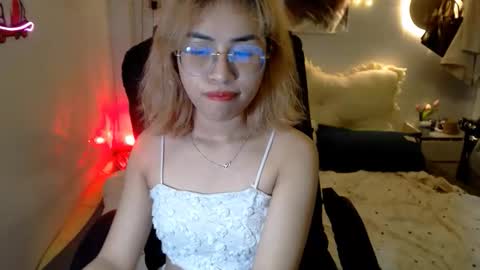 ellieyun online show from 11, 10, 2025