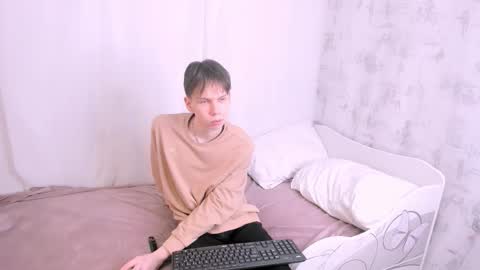 elliot_mars_ online show from 12, 1, 2026