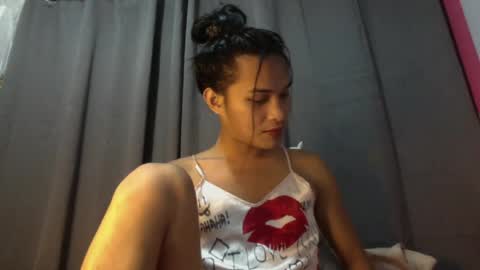 Snapshot of ellorrey chatting on 17, 6, 2026 ELLORREY online show from 17, 6, 2026