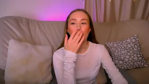  Elly  online show from 2, 4, 2026