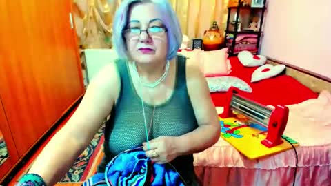 ellyhot53 online show from 24, 12, 2024