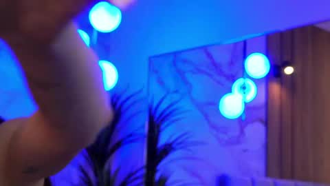 Elly online show from 1, 4, 2026