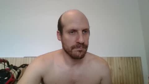 Mati Restrepo online show from 29, 3, 2026