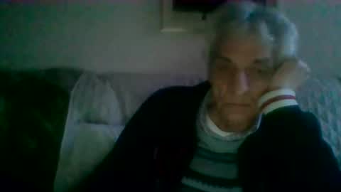 elmo191271 online show from 15, 2, 2026