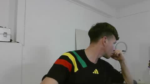 Snapshot of elnenedearg chatting on 25, 12, 2024 elnenedearg online show from 25, 12, 2024