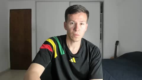 Snapshot of elnenedearg chatting on 20, 9, 2025 elnenedearg online show from 20, 9, 2025