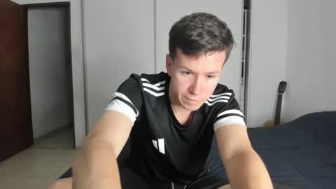 Snapshot of elnenedearg chatting on 15, 10, 2025 elnenedearg online show from 15, 10, 2025