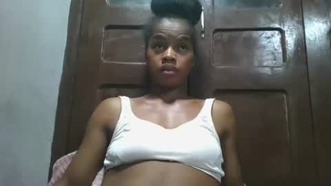 elodie228680 online show from 9, 5, 2026