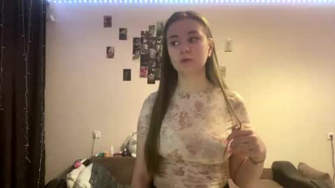 eloiscolins online show from 3, 6, 2026