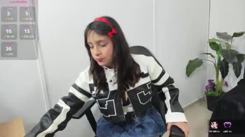 Snapshot of eloise_tay chatting on 20, 10, 2025 ELOISE online show from 20, 10, 2025