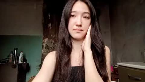 Snapshot of elouisevallian chatting on 21, 6, 2026 Elara online show from 21, 6, 2026