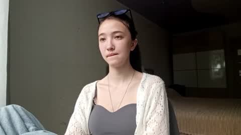 Snapshot of elouisevallian chatting on 18, 7, 2026 Elara online show from 18, 7, 2026