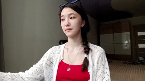Snapshot of elouisevallian chatting on 21, 7, 2026 Elara online show from 21, 7, 2026