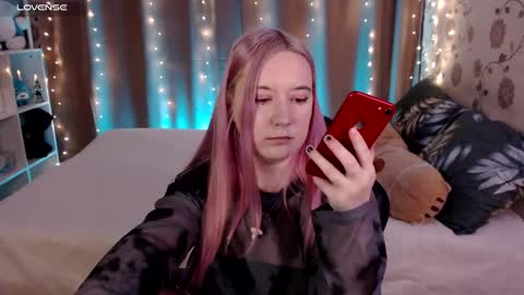 Snapshot of elovinora chatting on 14, 12, 2024 Ela give me a thumbs up if you like it and this is important for the development of the account online show from 14, 12, 2024