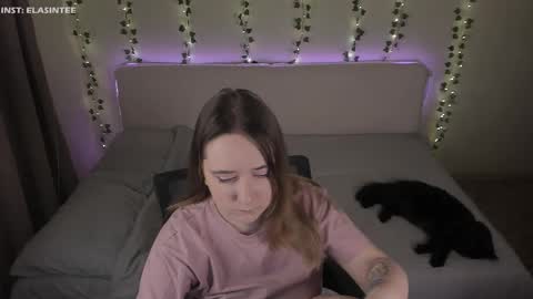 Ela give me a thumbs up if you like it  and this is important for the development of the account online show from 5, 3, 2026